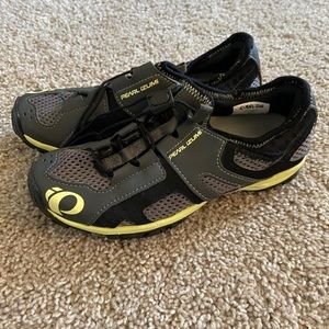 Pearl Izumi Cycle Shoes